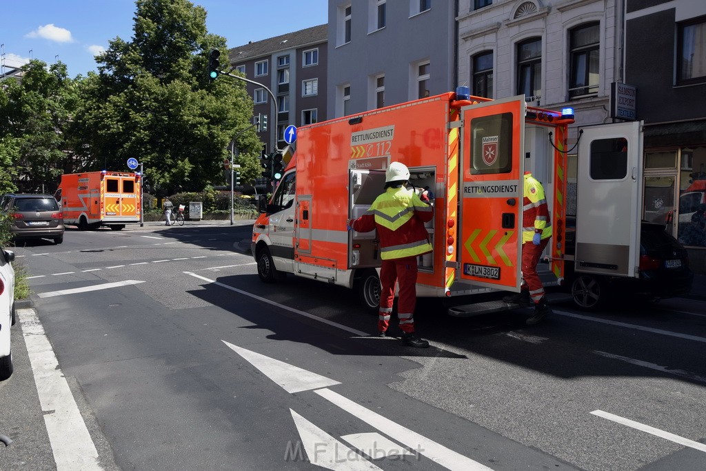 Explo Feuer 2 Koeln Kalk Hoefestr P001.JPG - Miklos Laubert